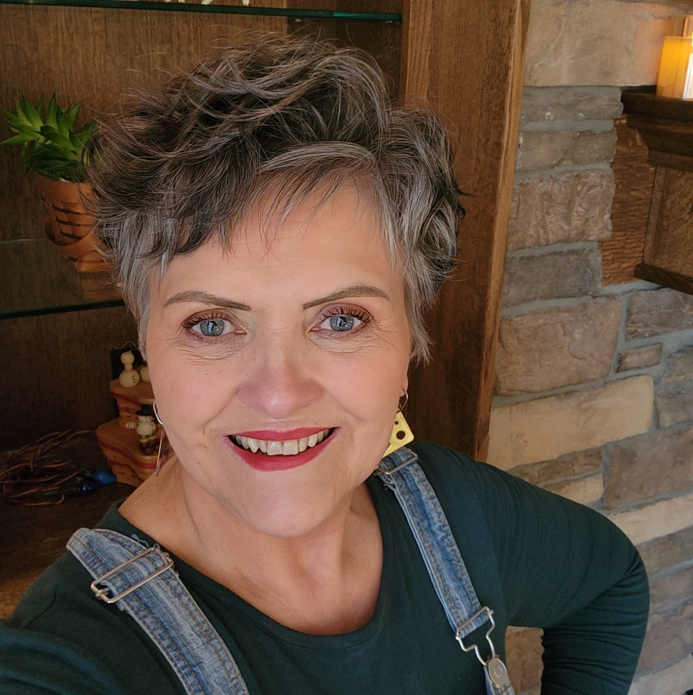 Meet your Posher, Terrie